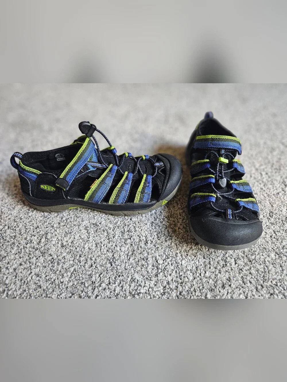 Keen Newport H2 sandals Blue And Green Size 6